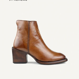 NIB Sutro handmade leather ankle boots